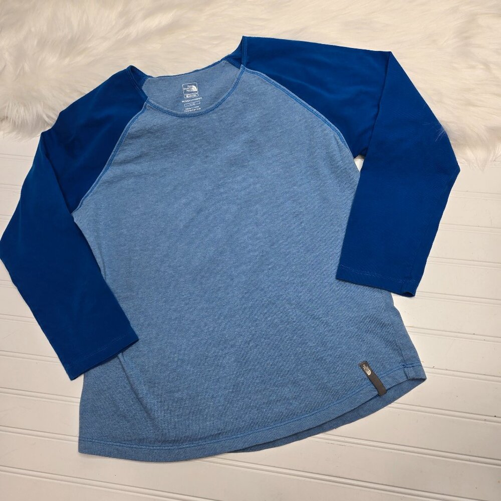 The North Face Women's Large Long Sleeve Tee Shirt Blue Color Block Top Casual